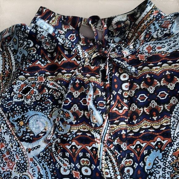 Chico's | EUC Tie Neck Tab Sleeved Paisley Blouse - Picture 4 of 9